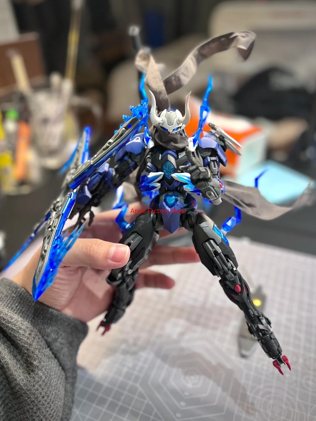 Model Kit Lone Shadow - HEMOXIAN MG Kit de Montaje Lone