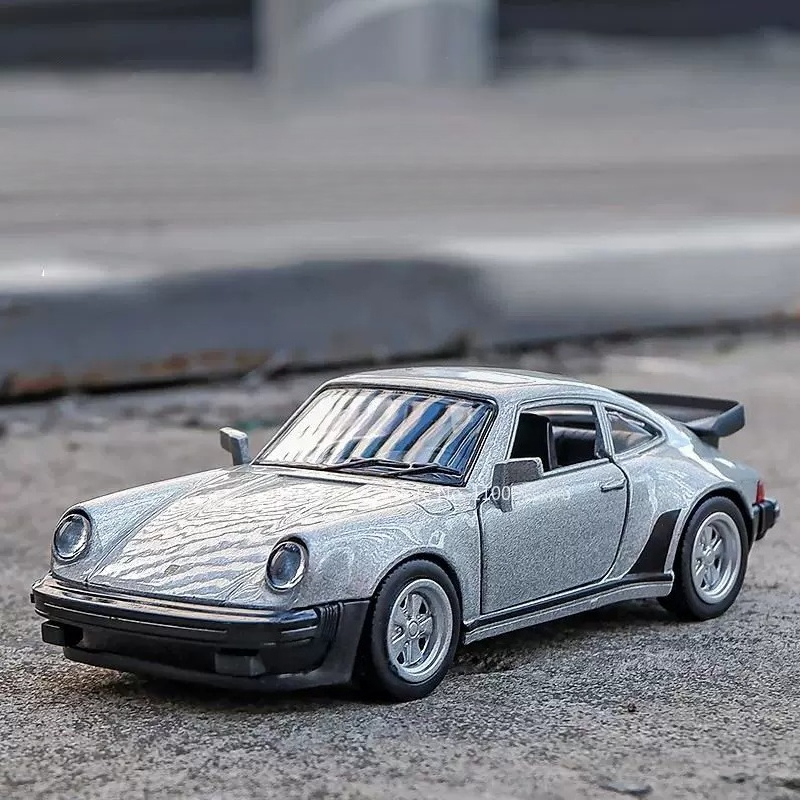 Model Kit Lamborghini - Modelo a Escala 1:36 del 911